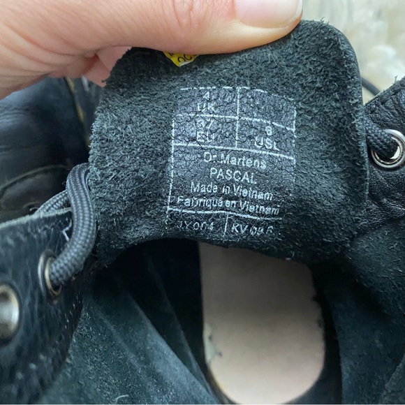 DR. MARTENS 1460 Pascal Virginia Leather Womens Boots size 6. In Good condition - Picture 10 of 15